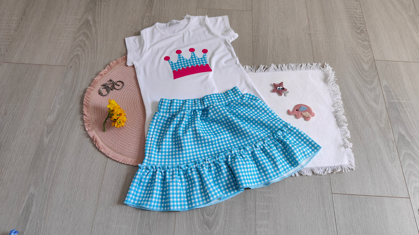 Conjunto camiseta corona con falda vuelo